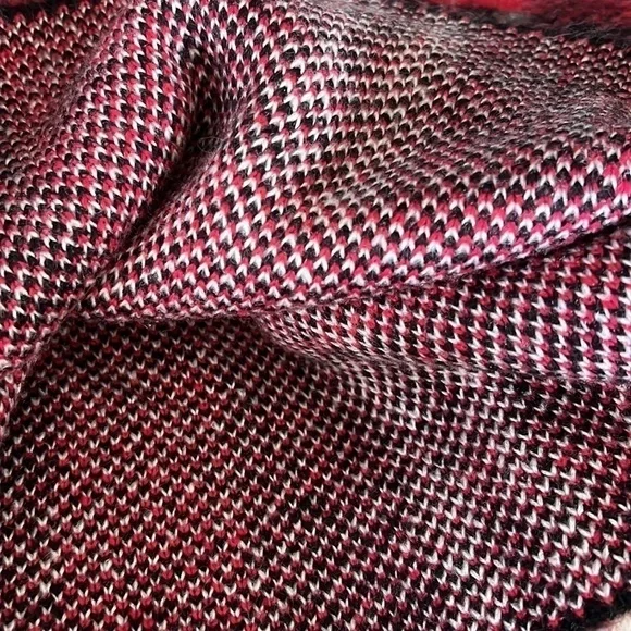 Forever 21 - Cropped Plaid Sweater - Small - Picture 6 of 6